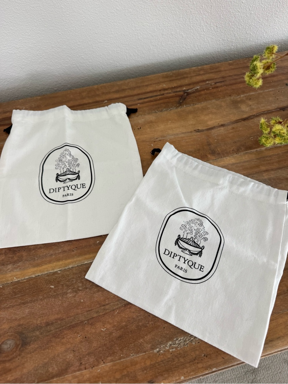 diptyque White Cotton Drawstring Dust Bags with Black Logo